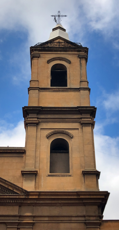 Torre oeste de la Baslica Nuestra Seora del Rosario