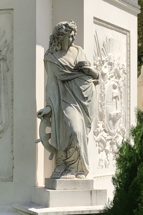Estatua La Navegacin - Pirmide de mayo