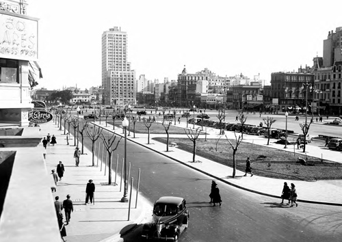 Avda. 9 de julio recin terminada.