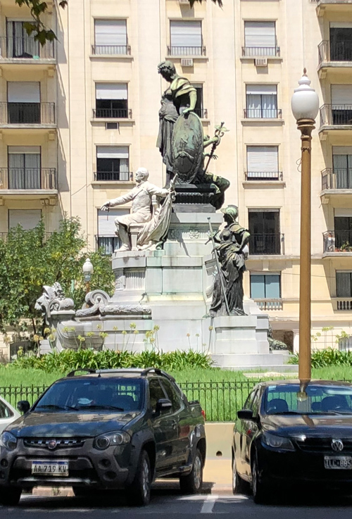 Monumento a Carlos Pellegrini