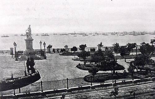 Estatua de Giuseppe Mazzini